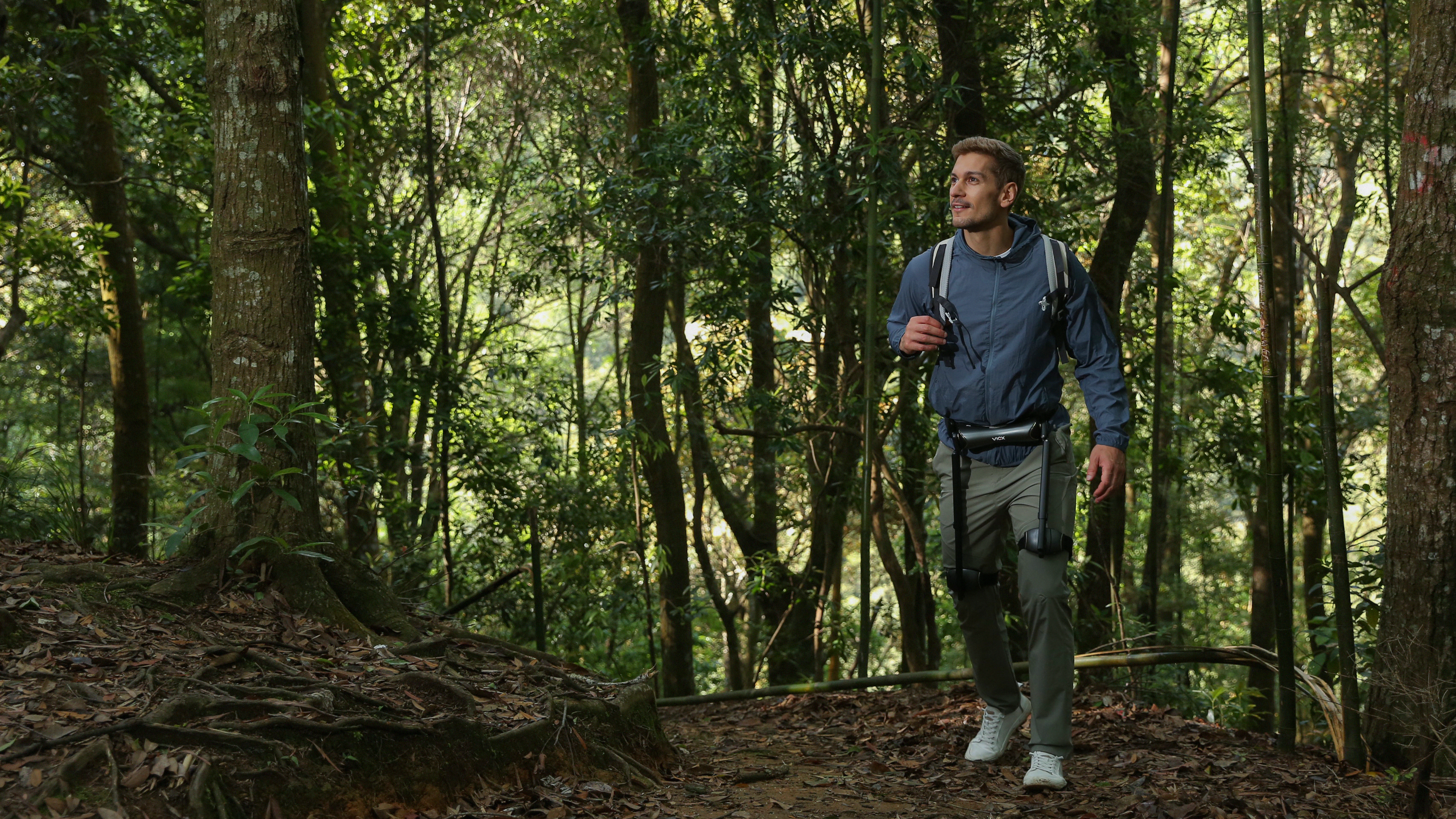 π6 X fit range shown on a hiker