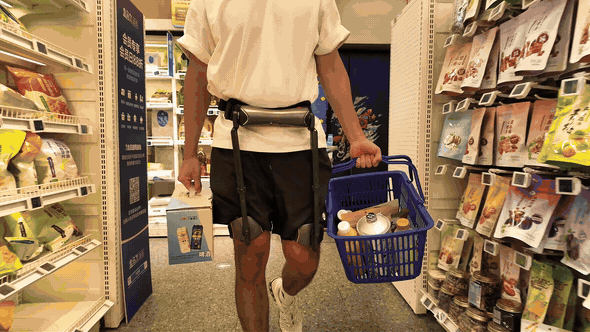 π6 X providing support during everyday errands